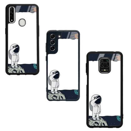 Astronot Tasarımlı Glossy Telefon Kılıfı