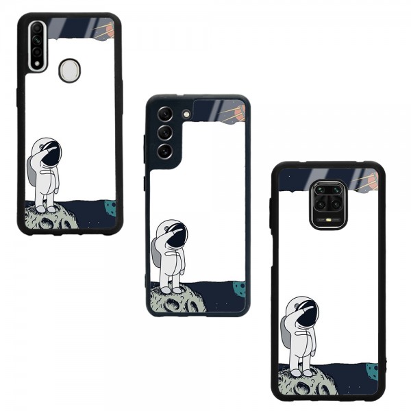 Astronot Tasarımlı Glossy Telefon Kılıfı