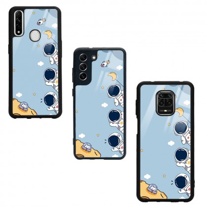 Mini Astronot Tasarımlı Glossy Telefon Kılıfı